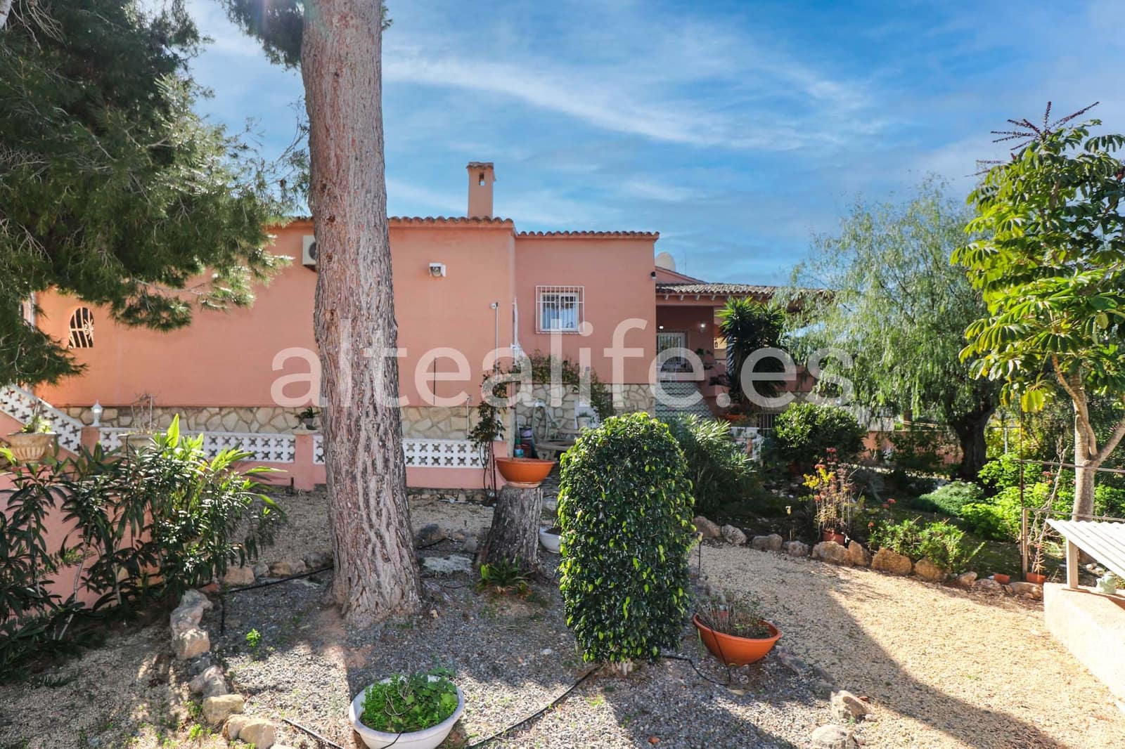 4 soveværelse Villa til salg i Alfaz del Pi / L'Alfas del Pi med swimmingpool garage - € 620.000 (Ref: 9589330)