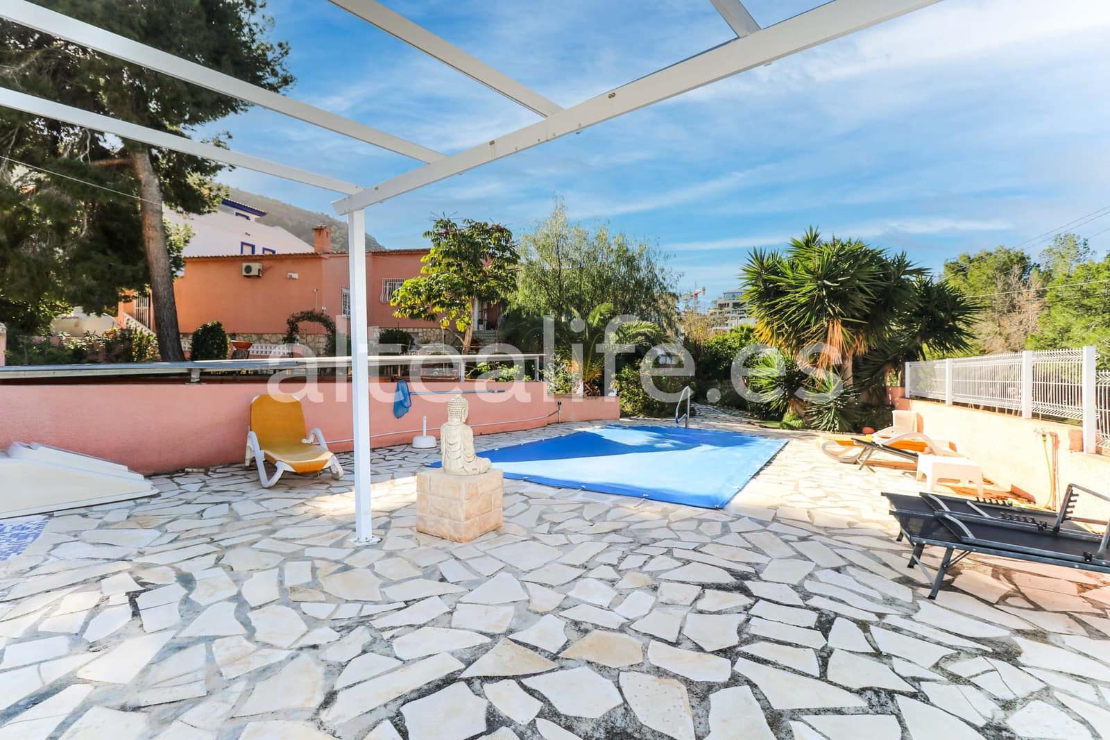 4 soveværelse Villa til salg i Alfaz del Pi / L'Alfas del Pi med swimmingpool garage - € 620.000 (Ref: 9589330)