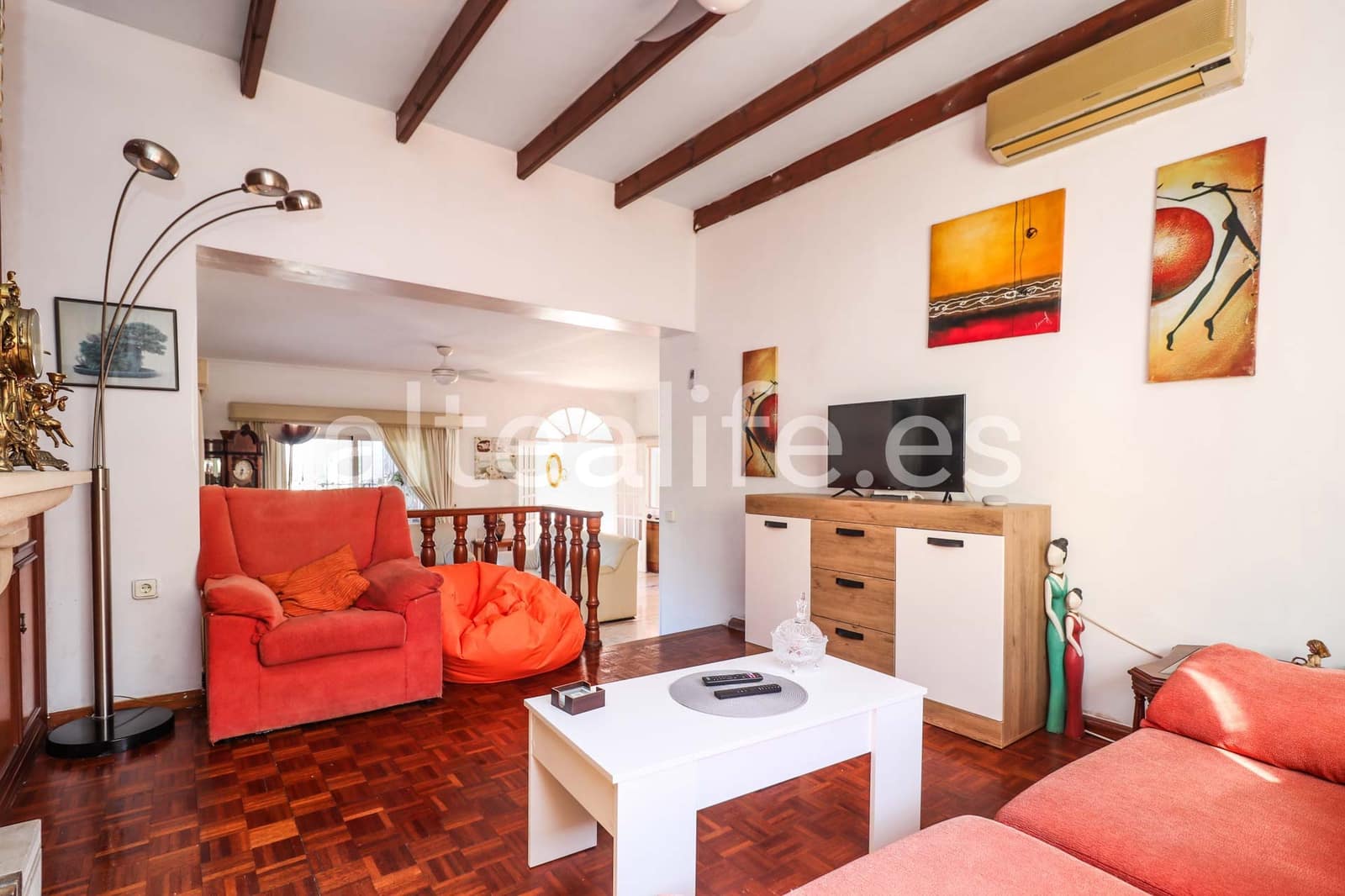 4 soveværelse Villa til salg i Alfaz del Pi / L'Alfas del Pi med swimmingpool garage - € 620.000 (Ref: 9589330)