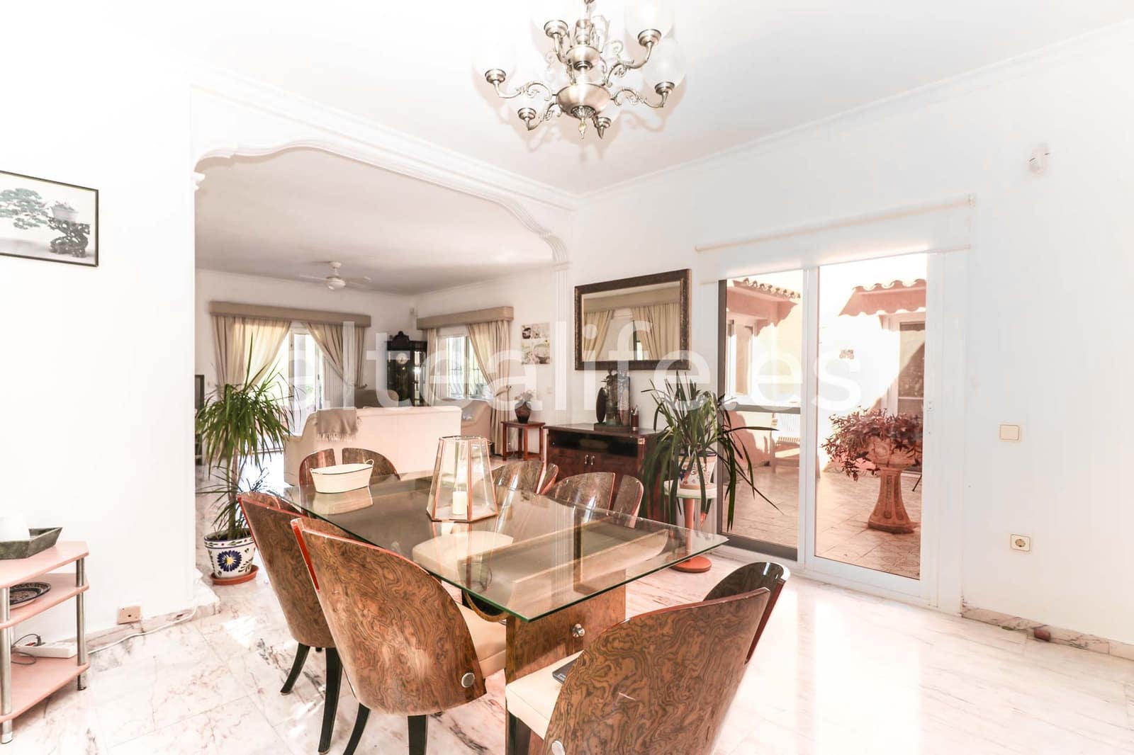 4 soveværelse Villa til salg i Alfaz del Pi / L'Alfas del Pi med swimmingpool garage - € 620.000 (Ref: 9589330)