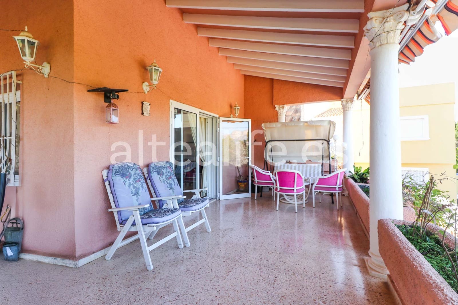 4 soveværelse Villa til salg i Alfaz del Pi / L'Alfas del Pi med swimmingpool garage - € 620.000 (Ref: 9589330)