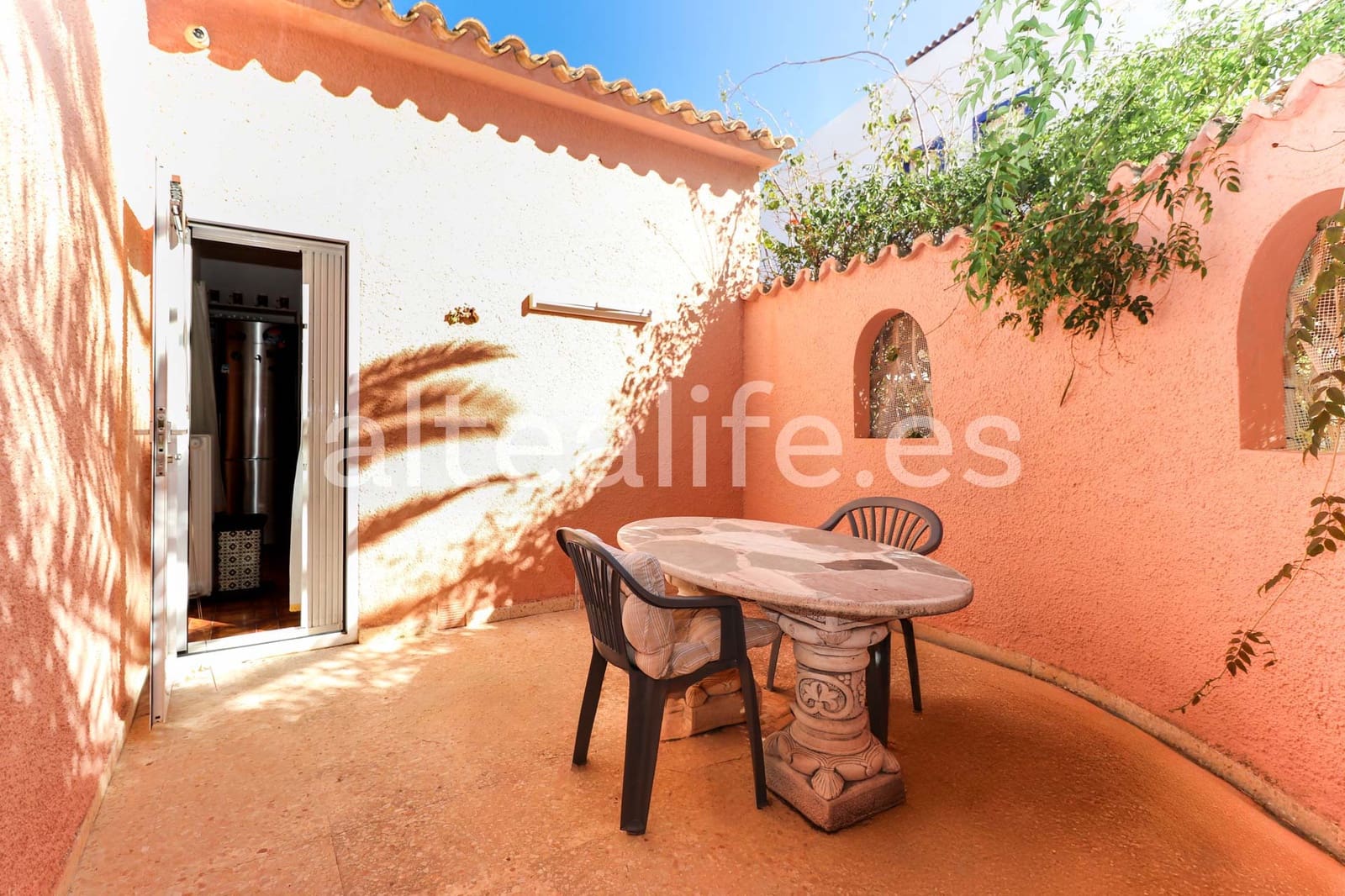 4 soveværelse Villa til salg i Alfaz del Pi / L'Alfas del Pi med swimmingpool garage - € 620.000 (Ref: 9589330)