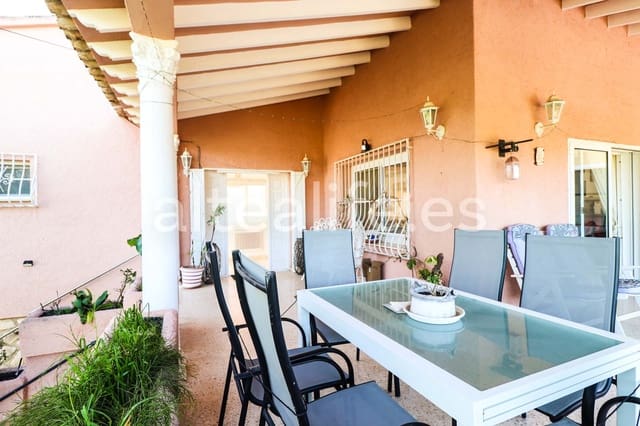 4 soveværelse Villa til salg i Albir, Alfaz del Pi / L'Alfàs del Pi med swimmingpool garage - € 620.000 (Ref: 9589330)