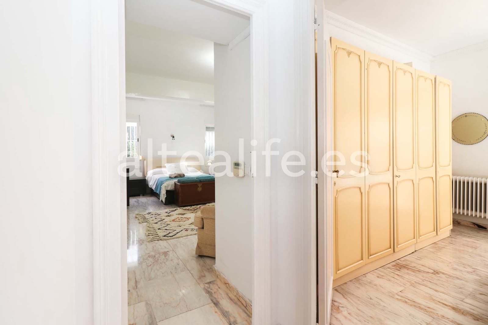 4 soveværelse Villa til salg i Alfaz del Pi / L'Alfas del Pi med swimmingpool garage - € 620.000 (Ref: 9589330)