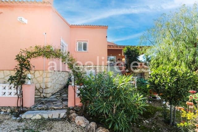 4 soveværelse Villa til salg i Albir, Alfaz del Pi / L'Alfàs del Pi med swimmingpool garage - € 620.000 (Ref: 9589330)