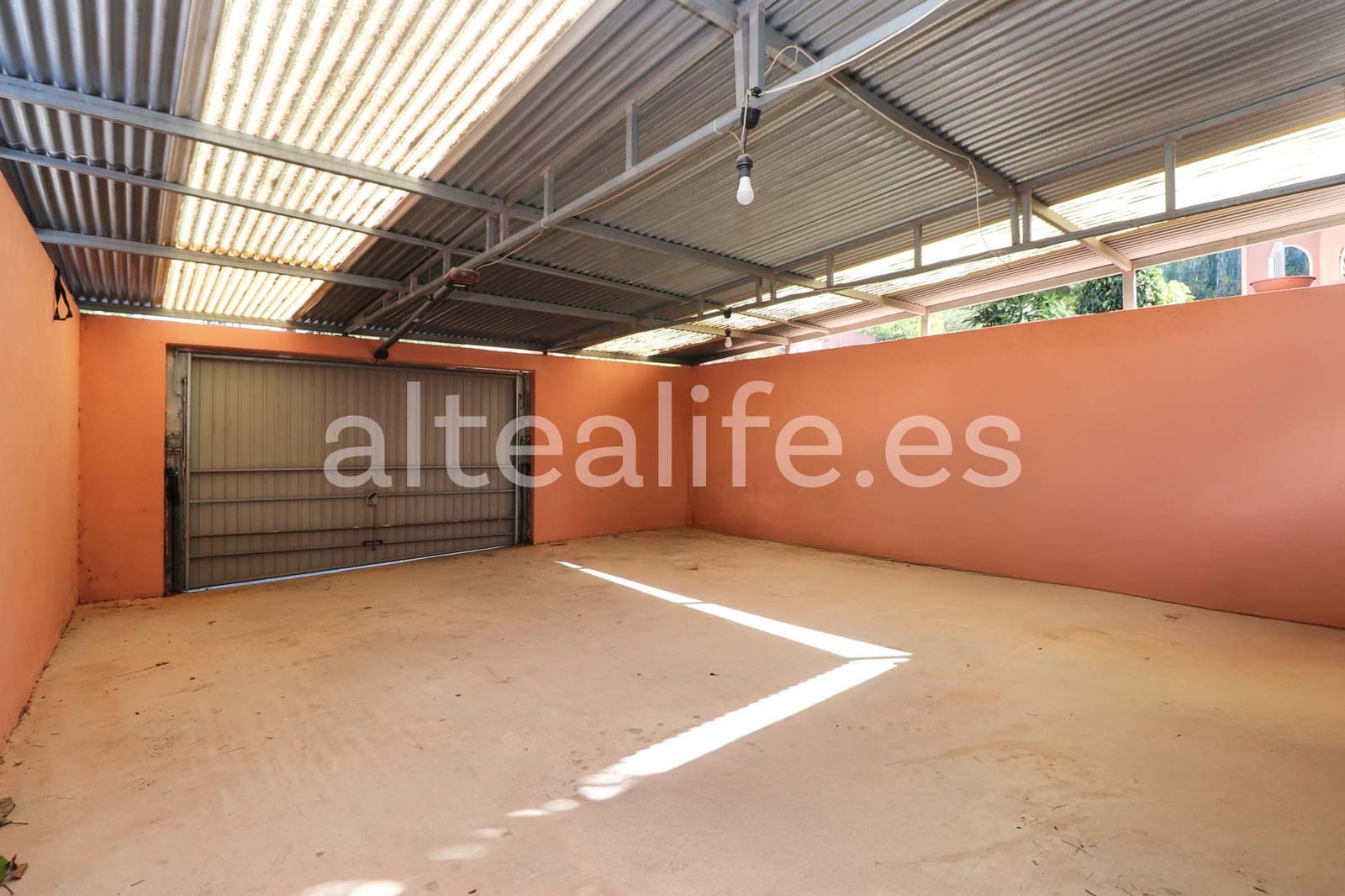 4 soveværelse Villa til salg i Alfaz del Pi / L'Alfas del Pi med swimmingpool garage - € 620.000 (Ref: 9589330)