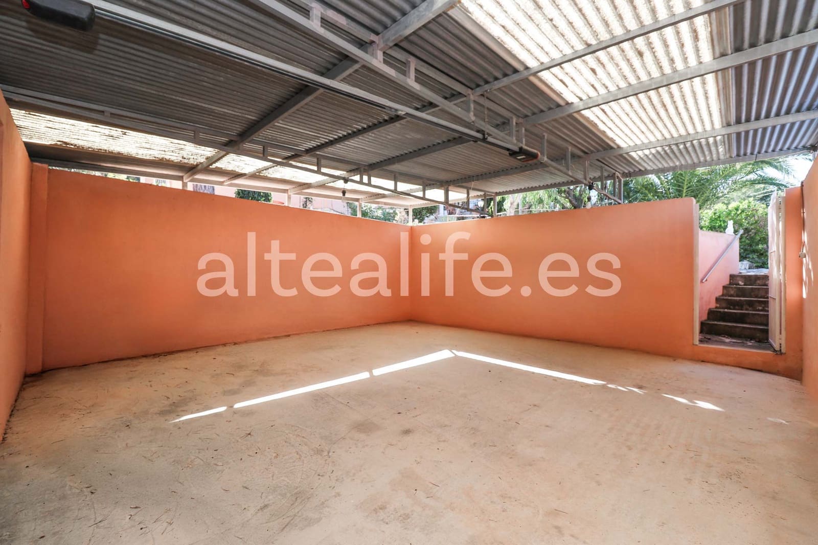 4 soveværelse Villa til salg i Alfaz del Pi / L'Alfas del Pi med swimmingpool garage - € 620.000 (Ref: 9589330)