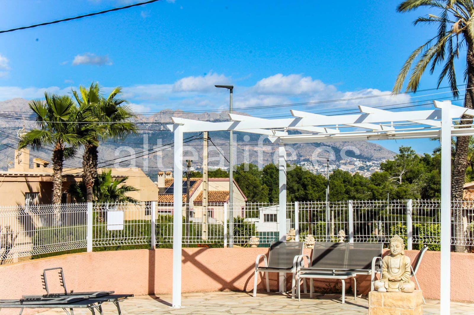 4 soveværelse Villa til salg i Alfaz del Pi / L'Alfas del Pi med swimmingpool garage - € 620.000 (Ref: 9589330)