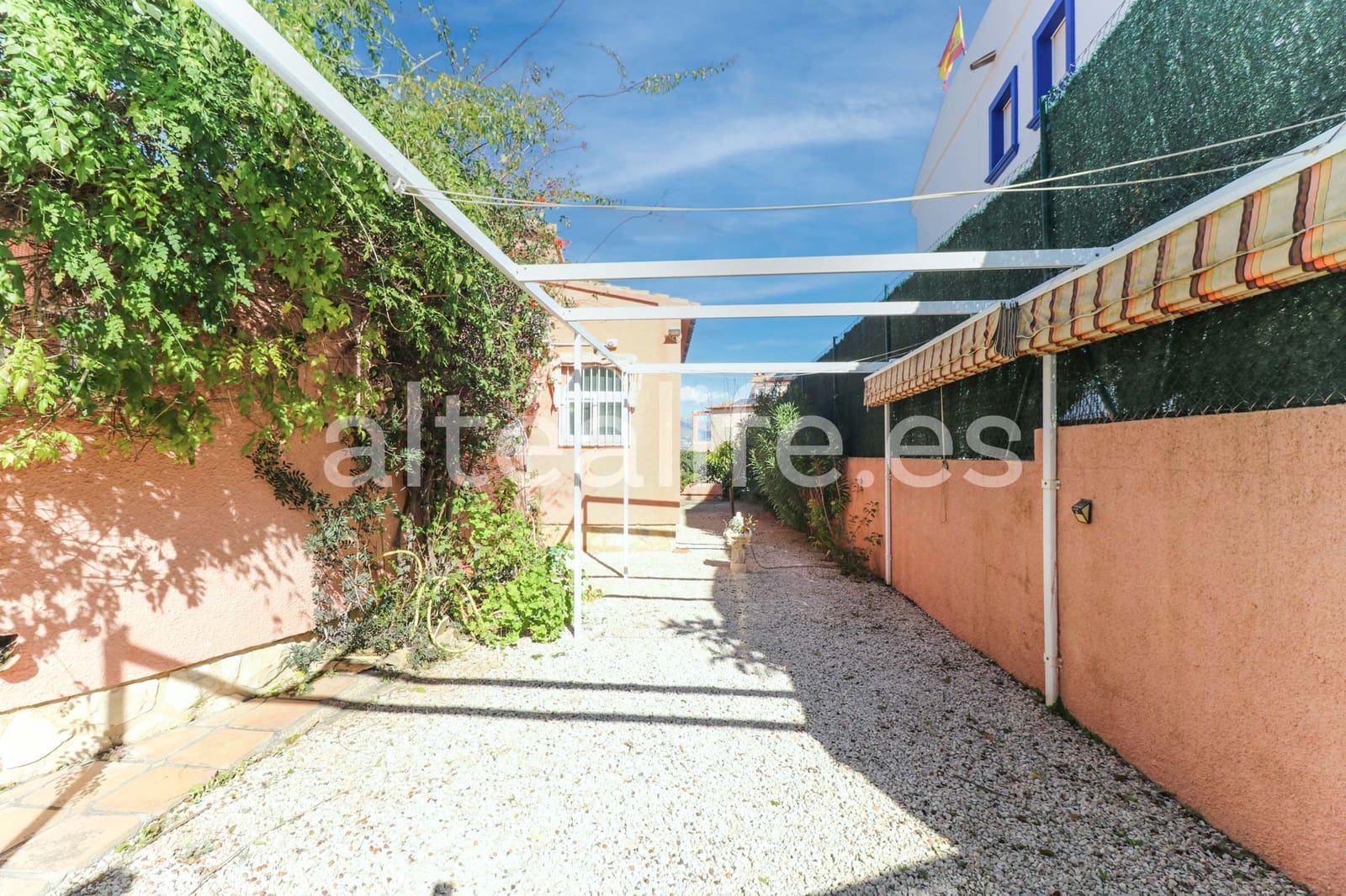 4 soveværelse Villa til salg i Alfaz del Pi / L'Alfas del Pi med swimmingpool garage - € 620.000 (Ref: 9589330)