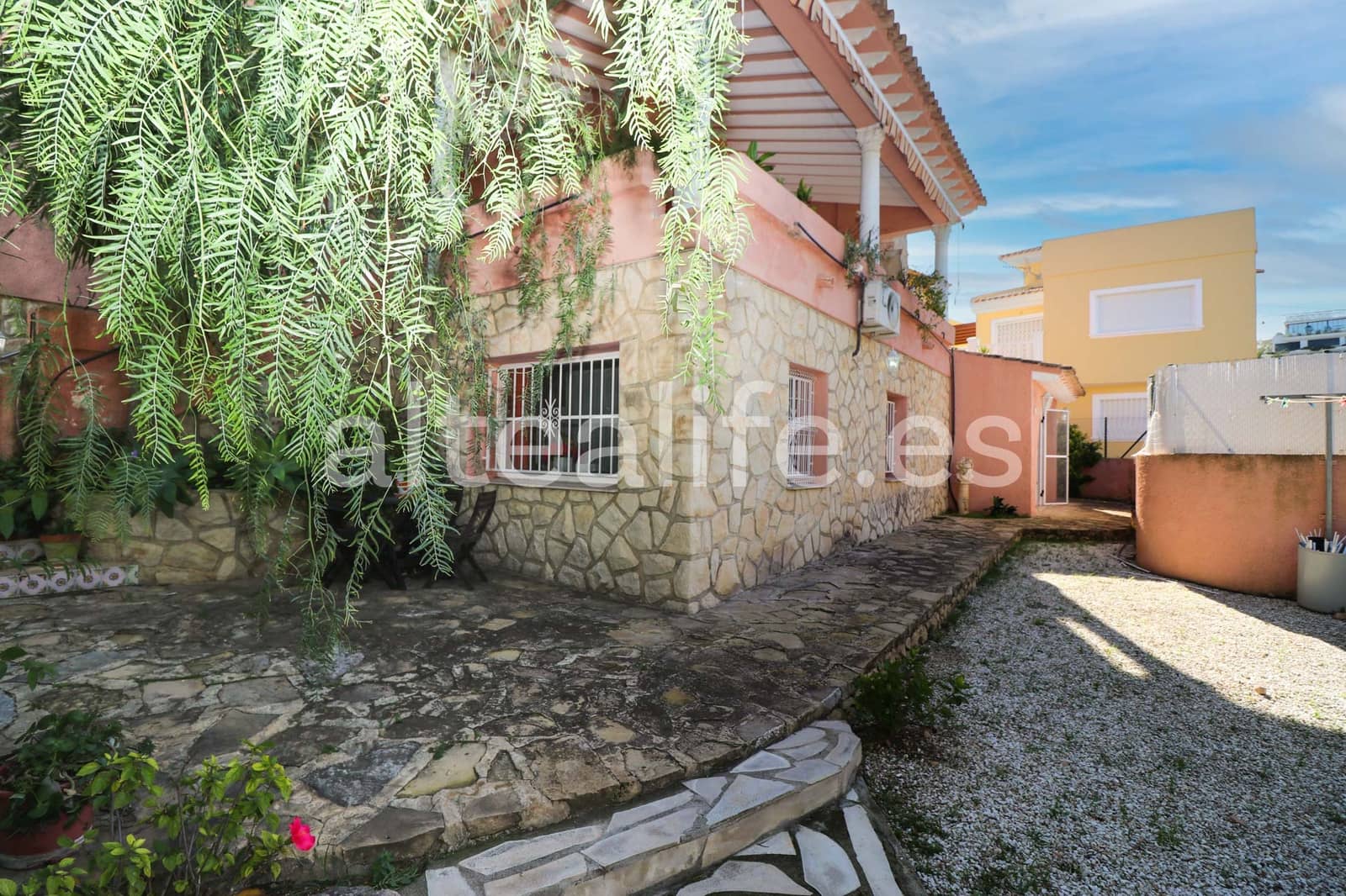 4 soveværelse Villa til salg i Alfaz del Pi / L'Alfas del Pi med swimmingpool garage - € 620.000 (Ref: 9589330)