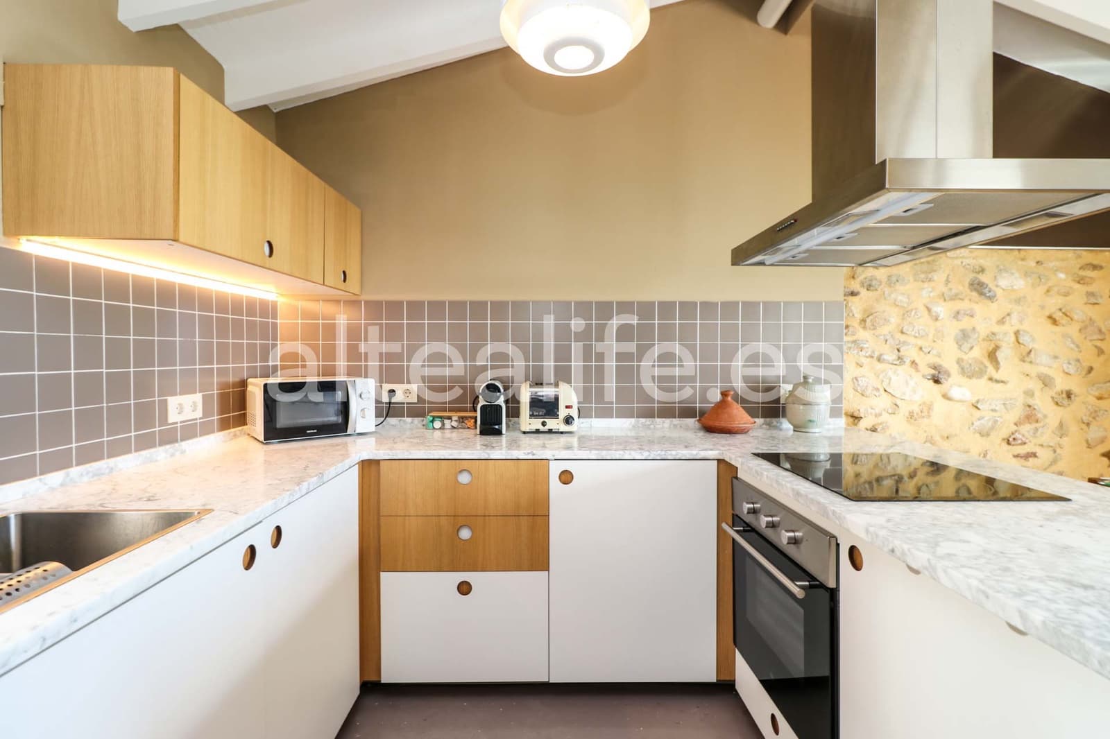 Hus til salgs i Altea - € 500 000 (Ref: 9618627)