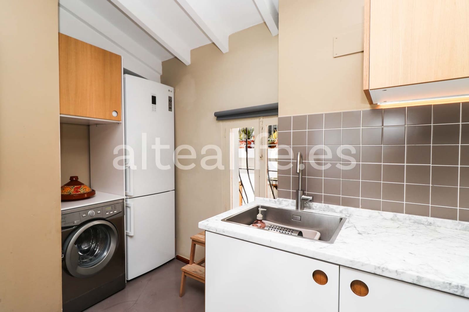 Hus til salgs i Altea - € 500 000 (Ref: 9618627)