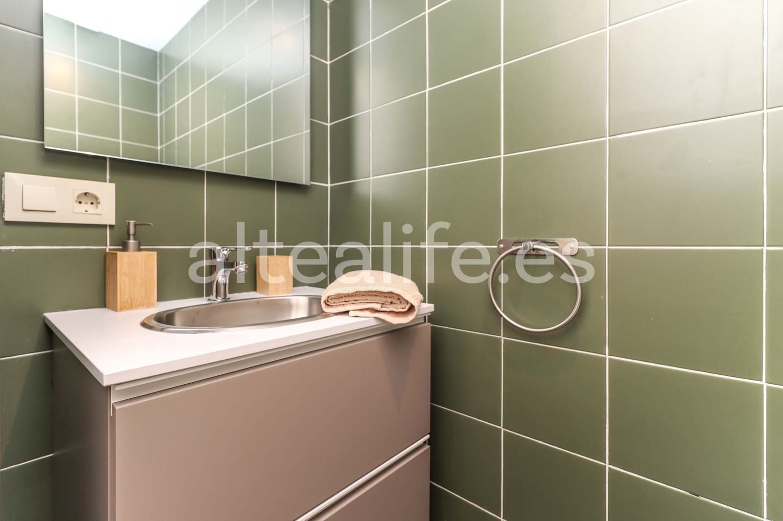 Hus til salgs i Altea - € 500 000 (Ref: 9618627)