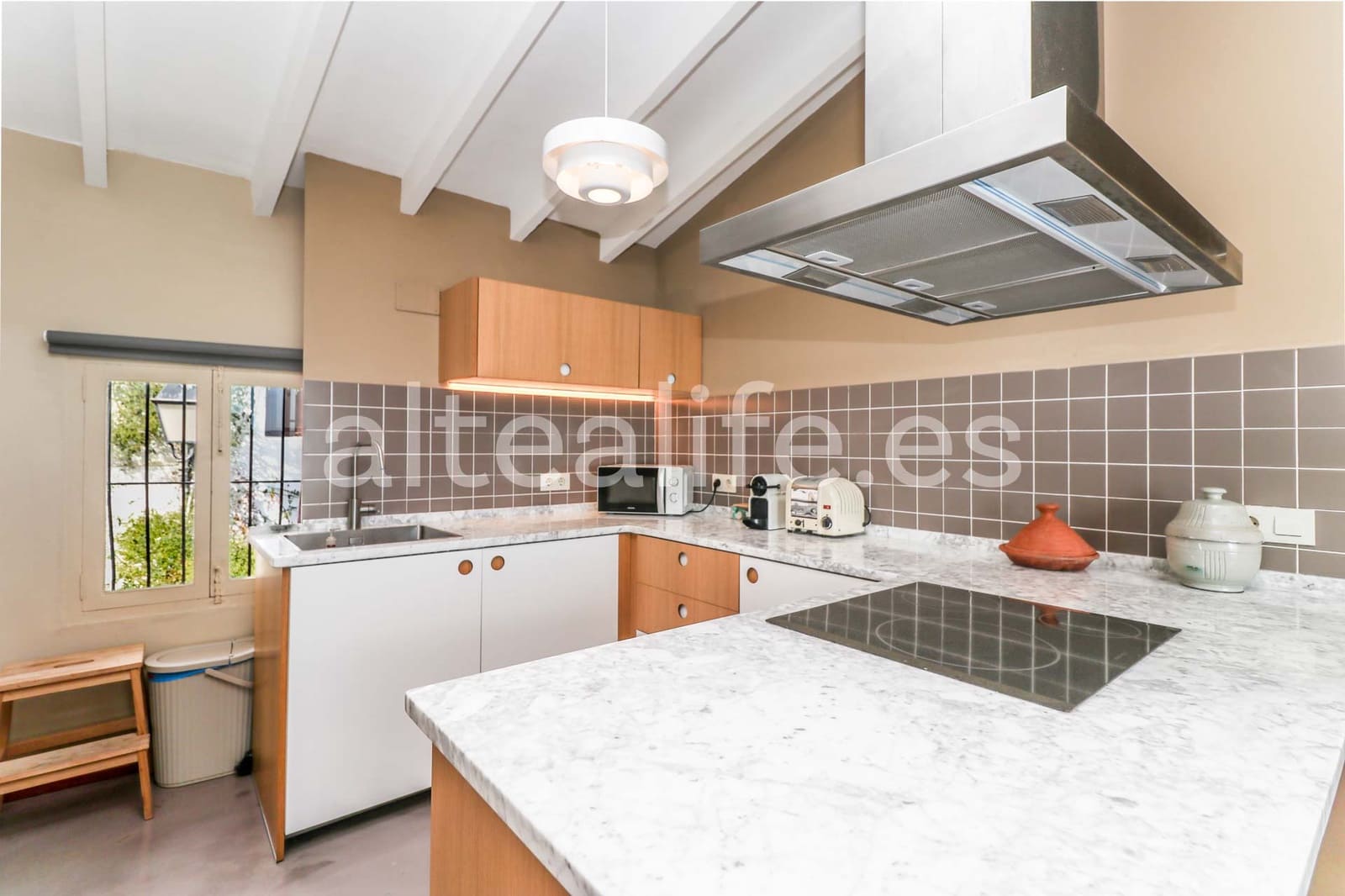 Hus til salgs i Altea - € 500 000 (Ref: 9618627)