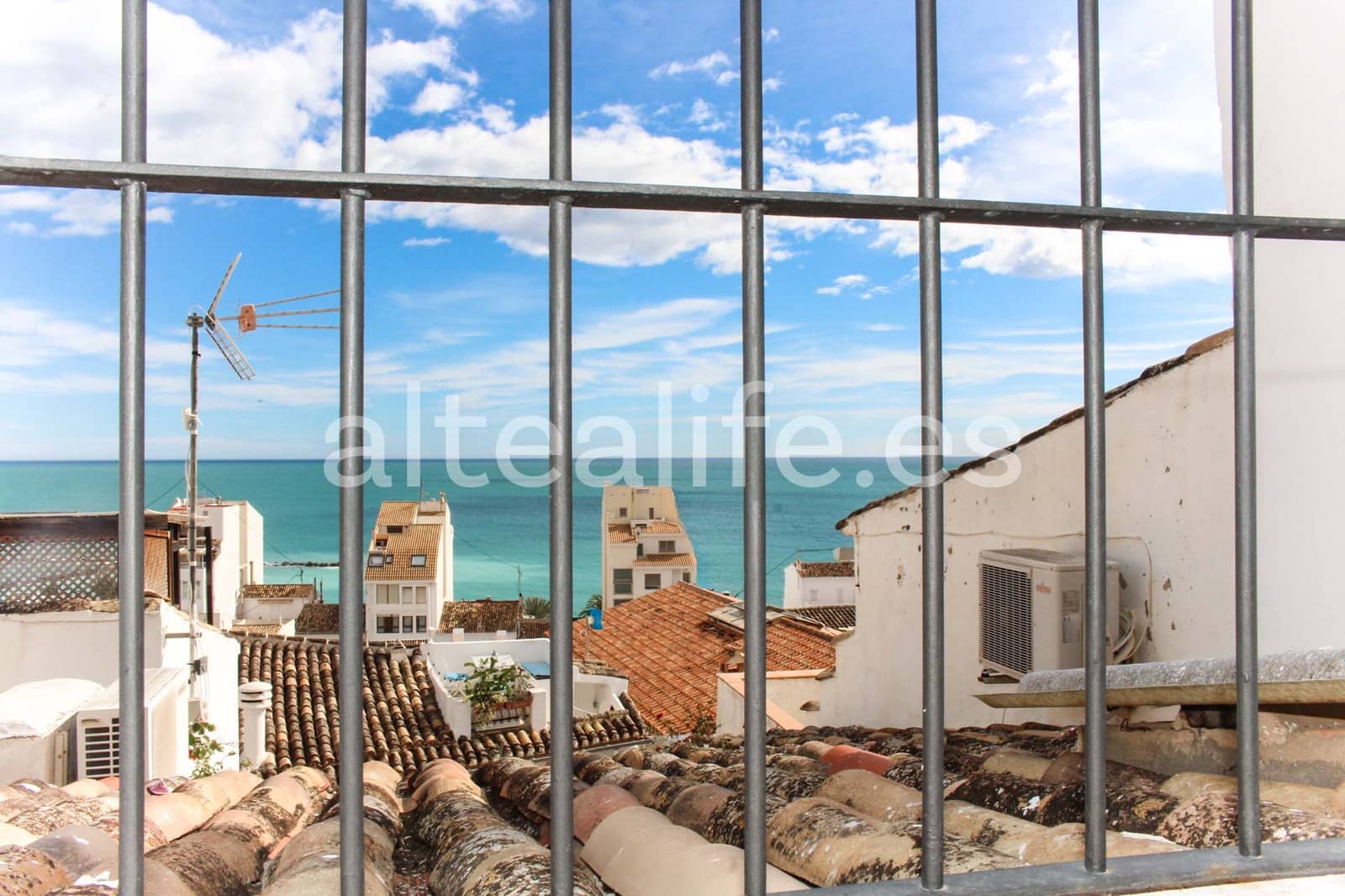 Hus til salgs i Altea - € 500 000 (Ref: 9618627)