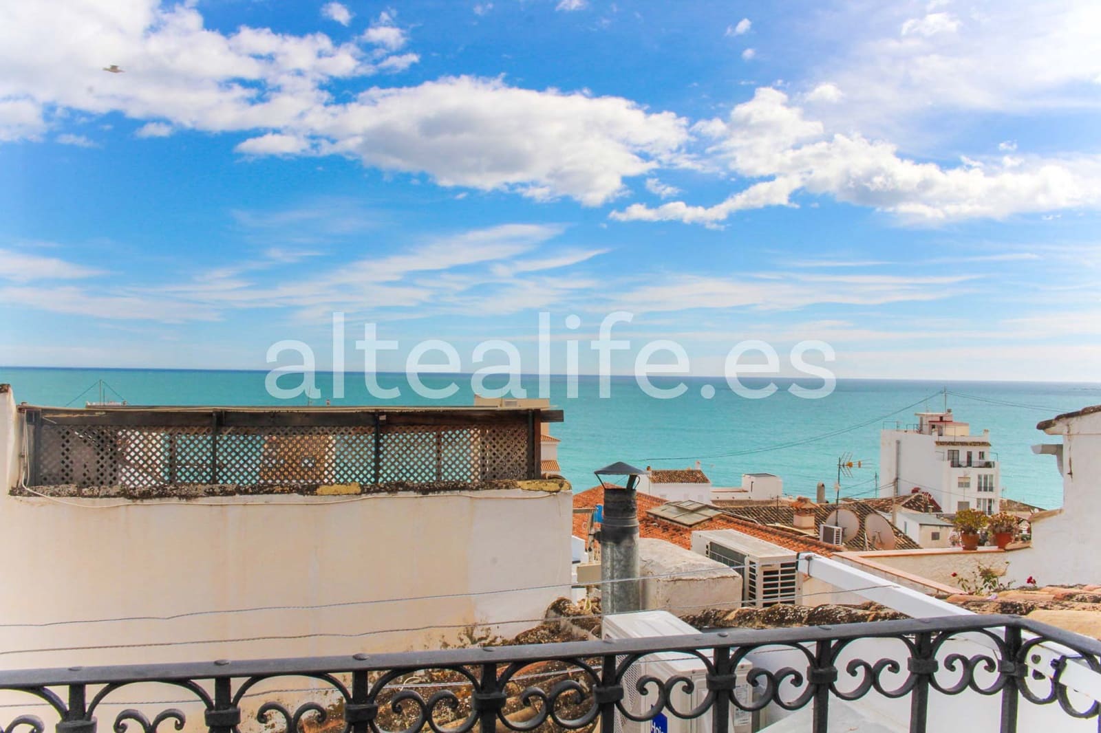 Hus til salgs i Altea - € 500 000 (Ref: 9618627)