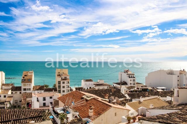 Hus til salgs i Altea - € 500 000 (Ref: 9618627)