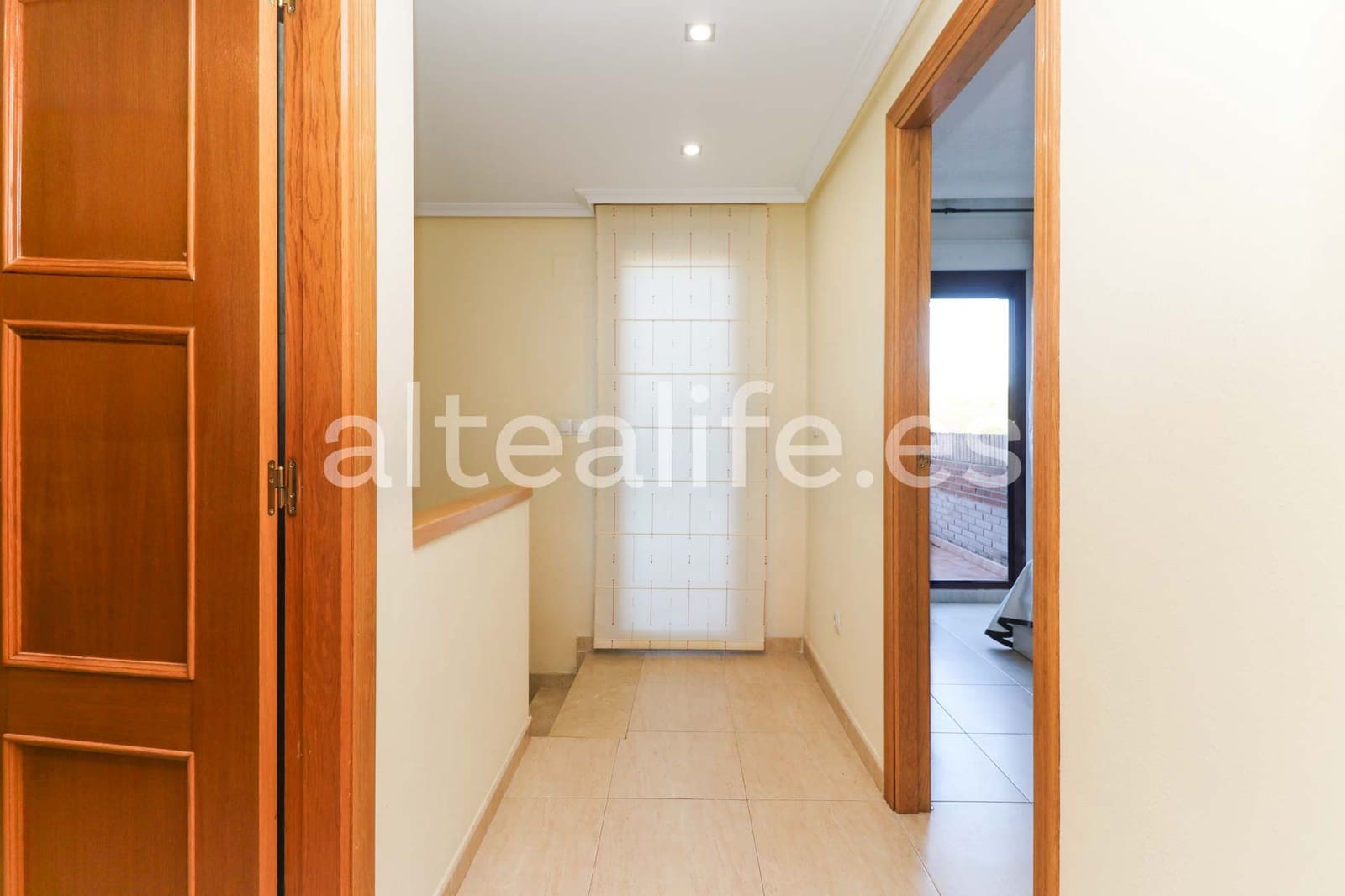 3 makuuhuone Bungalow myytävänä paikassa La Nucia mukana uima-altaan 
autotalli - 310 000 € (Ref: 9629216)