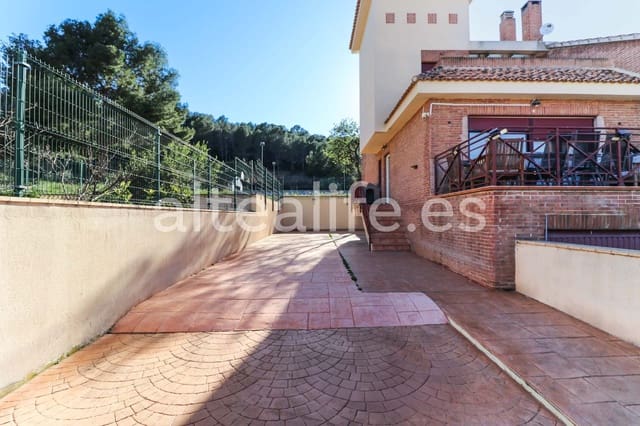 3 makuuhuone Bungalow myytävänä paikassa El Tossal - Bello Horizonte  , La Nucia mukana uima-altaan 
autotalli - 310 000 € (Ref: 9629216)