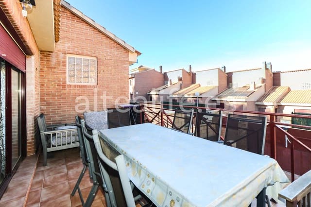 3 makuuhuone Bungalow myytävänä paikassa El Tossal - Bello Horizonte  , La Nucia mukana uima-altaan 
autotalli - 310 000 € (Ref: 9629216)