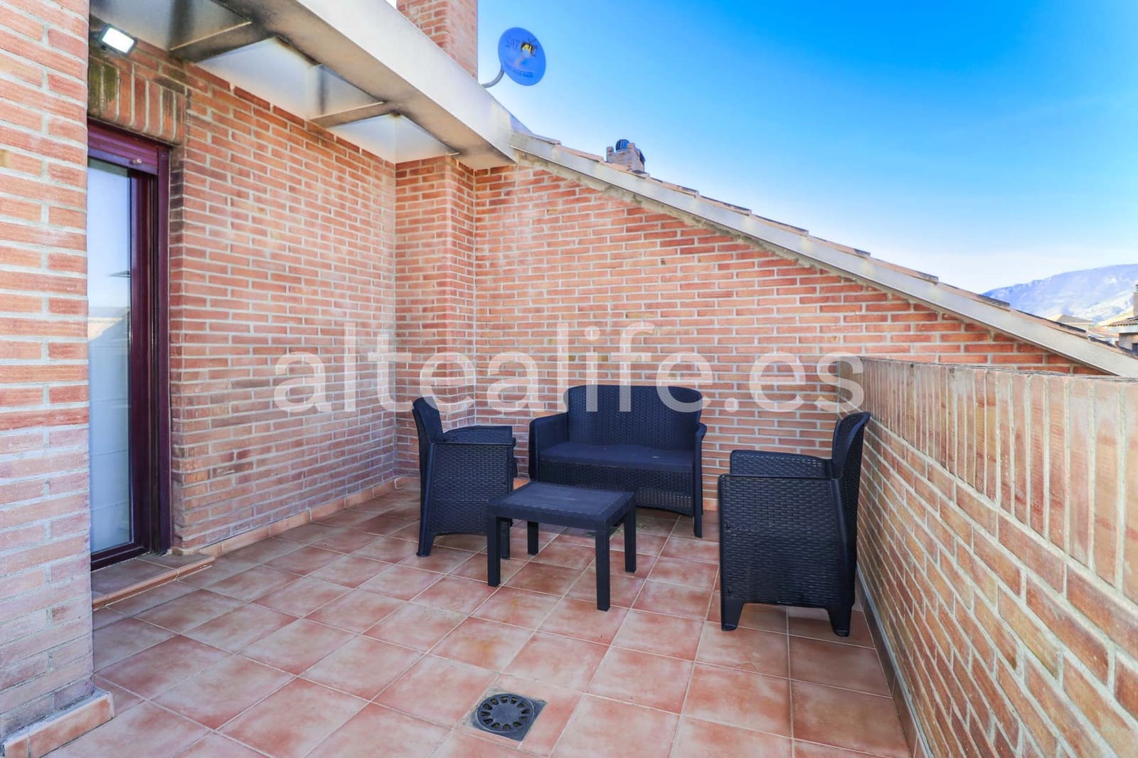 3 makuuhuone Bungalow myytävänä paikassa La Nucia mukana uima-altaan 
autotalli - 310 000 € (Ref: 9629216)