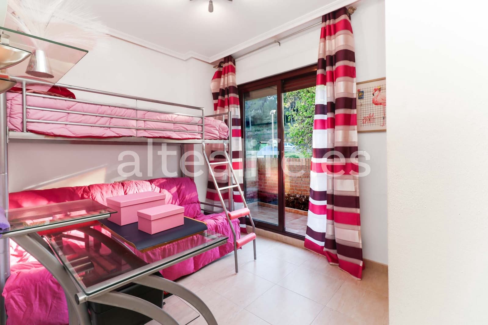 3 makuuhuone Bungalow myytävänä paikassa La Nucia mukana uima-altaan 
autotalli - 310 000 € (Ref: 9629216)