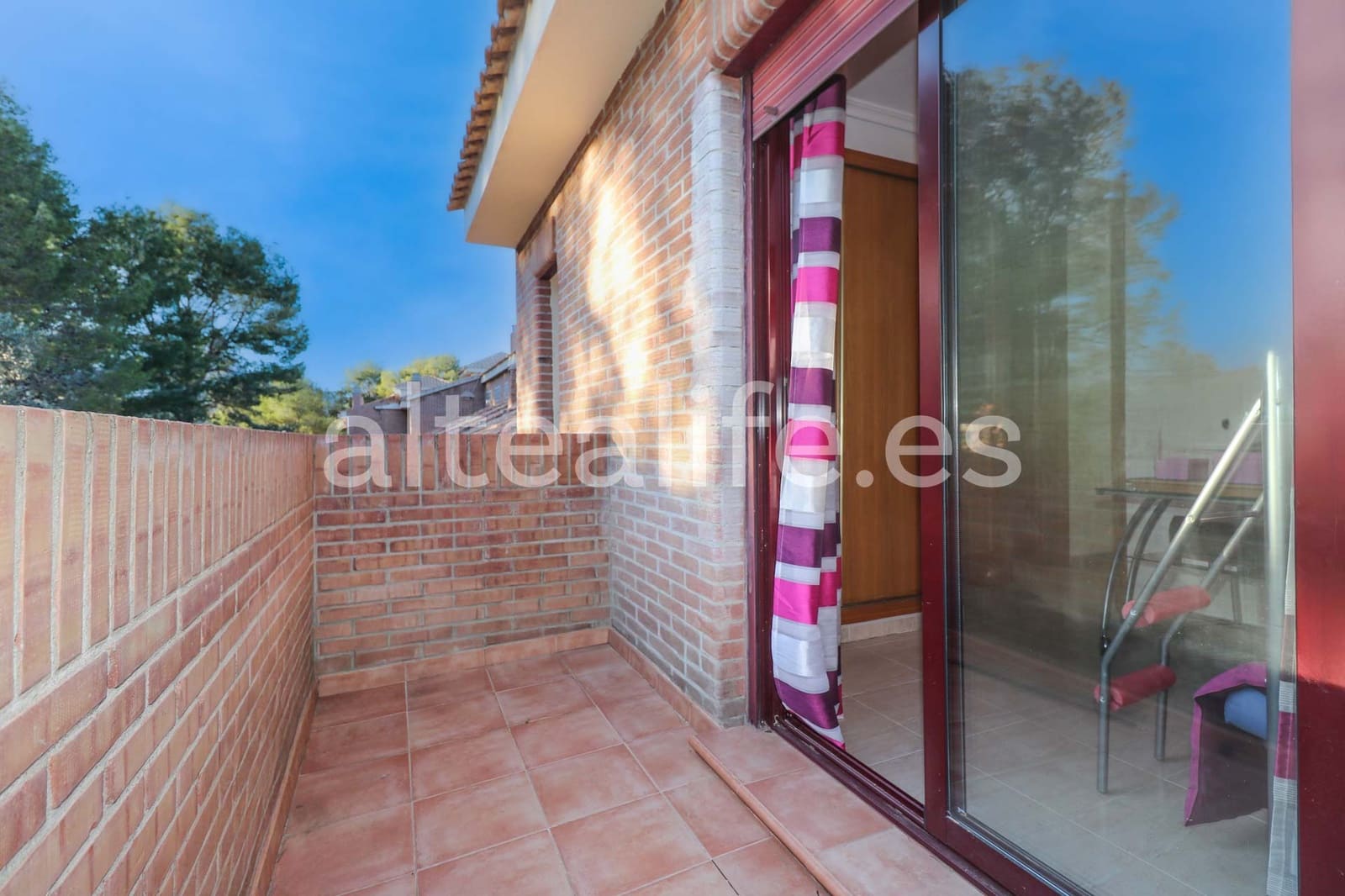 3 makuuhuone Bungalow myytävänä paikassa La Nucia mukana uima-altaan 
autotalli - 310 000 € (Ref: 9629216)