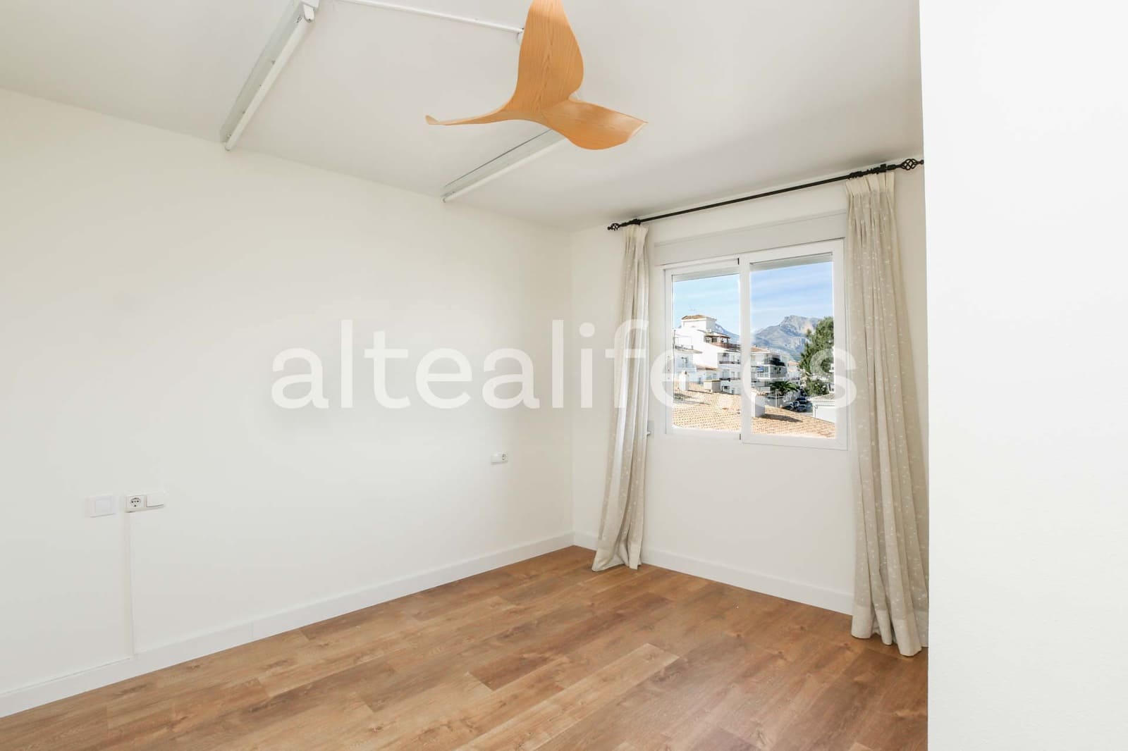 3 soverom Penthouse til salgs i Altea med garasje - € 450 000 (Ref: 9635067)