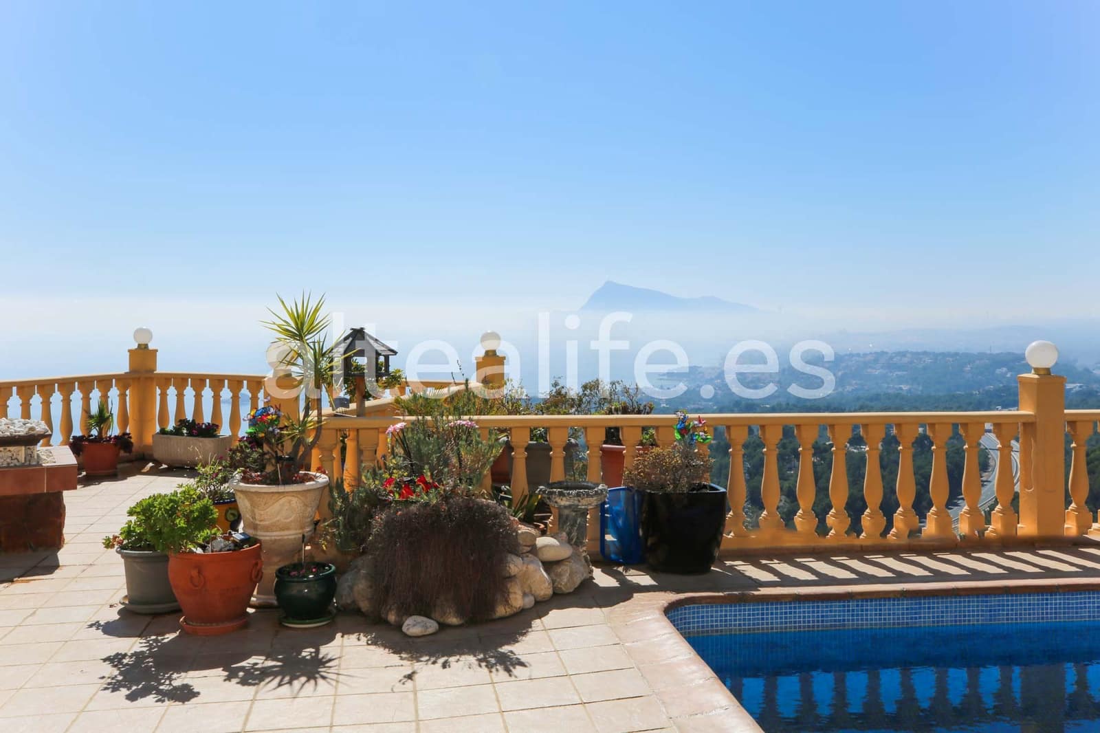 5 slaapkamer Villa te koop in Altea met zwembad garage - € 1.200.000 (Ref: 9650774)