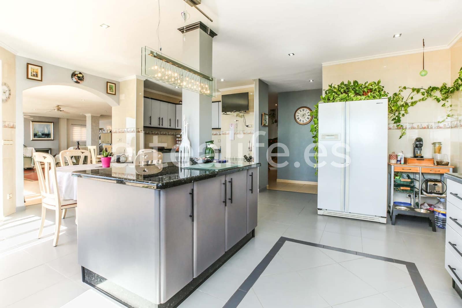 5 slaapkamer Villa te koop in Altea met zwembad garage - € 1.200.000 (Ref: 9650774)