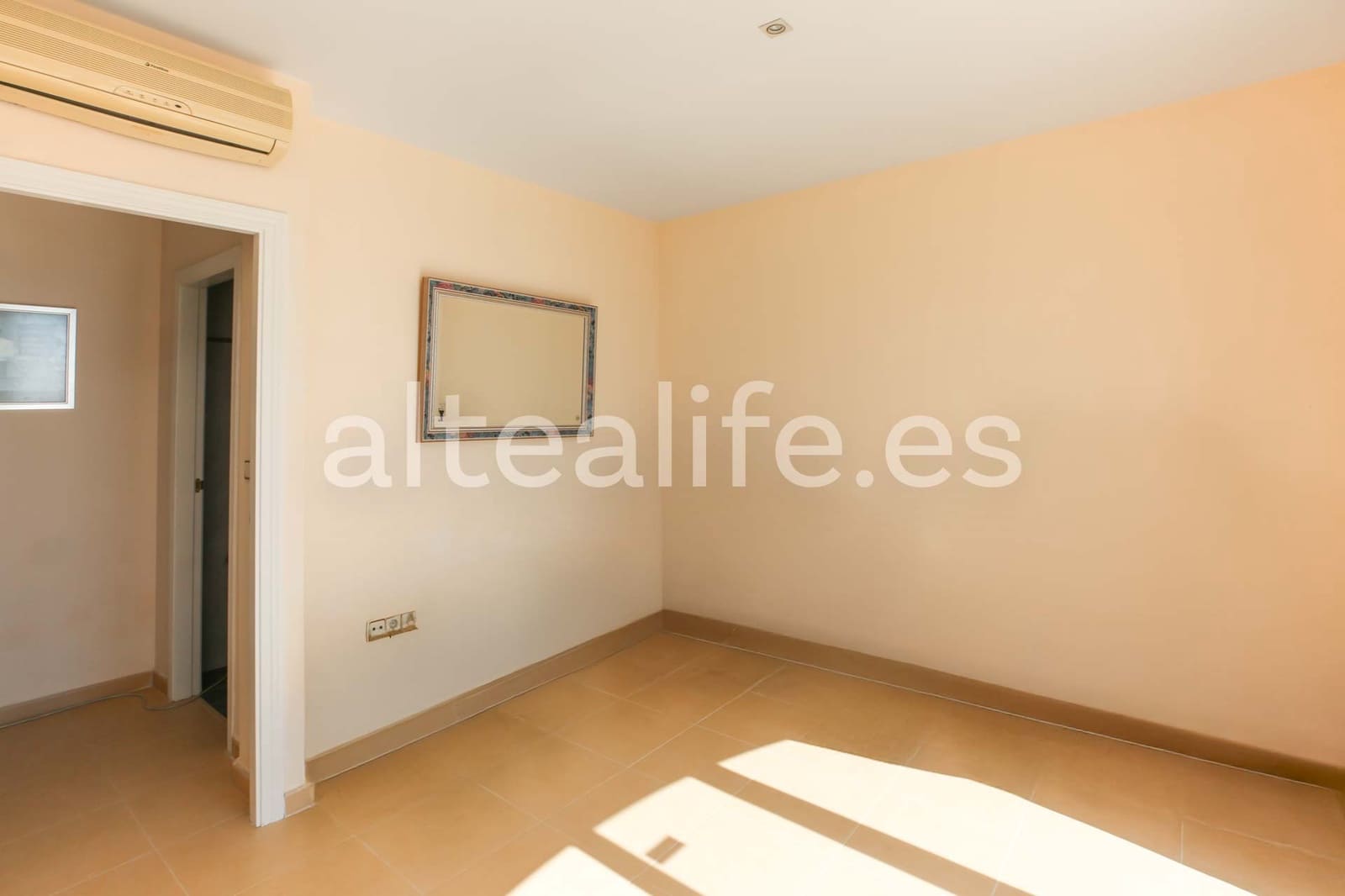 5 slaapkamer Villa te koop in Altea met zwembad garage - € 1.200.000 (Ref: 9650774)