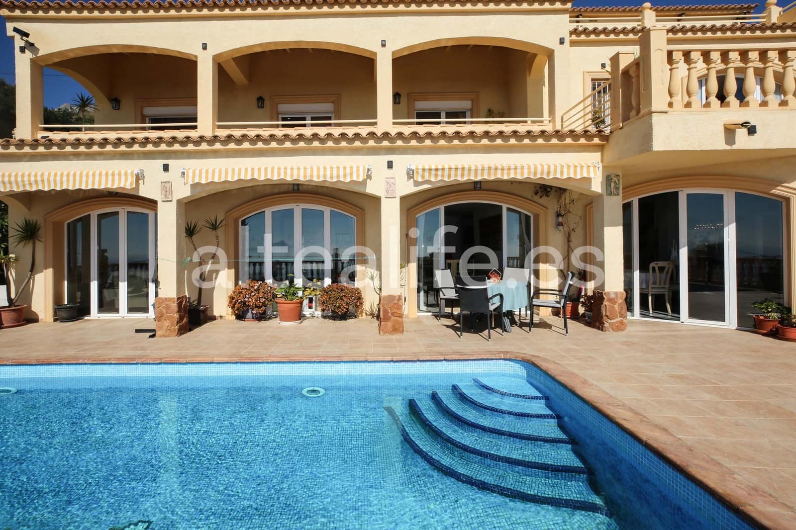 5 slaapkamer Villa te koop in Altea met zwembad garage - € 1.200.000 (Ref: 9650774)