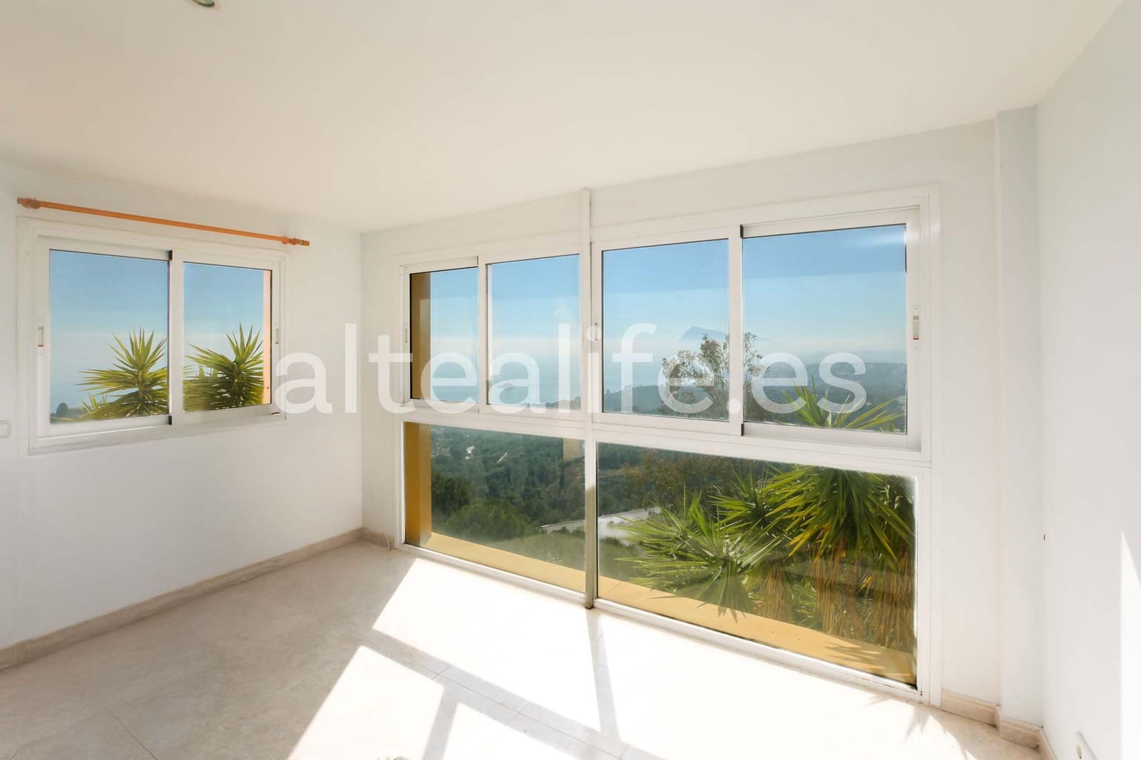 5 slaapkamer Villa te koop in Altea met zwembad garage - € 1.200.000 (Ref: 9650774)