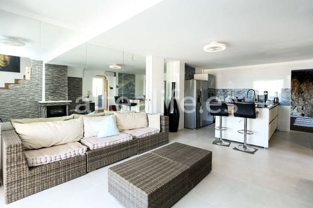 Bungalow de 3 habitaciones en Altea en venta con piscina garaje - 430.000 € (Ref: 9699321)