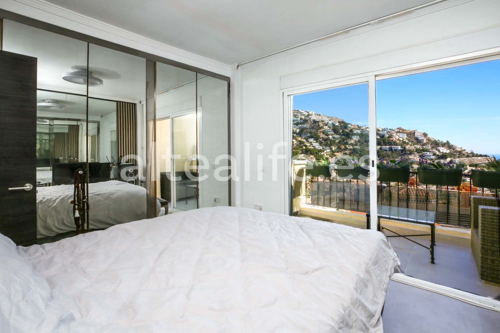 Bungalow de 3 habitaciones en Altea en venta con piscina garaje - 430.000 € (Ref: 9699321)