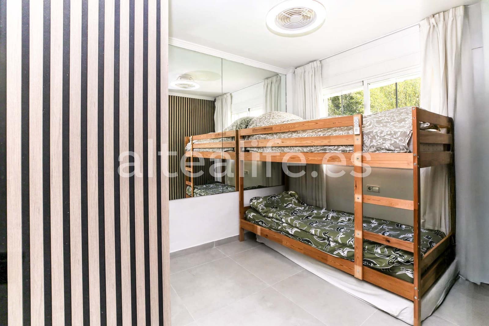 Bungalow de 3 habitaciones en Altea en venta con piscina garaje - 430.000 € (Ref: 9699321)