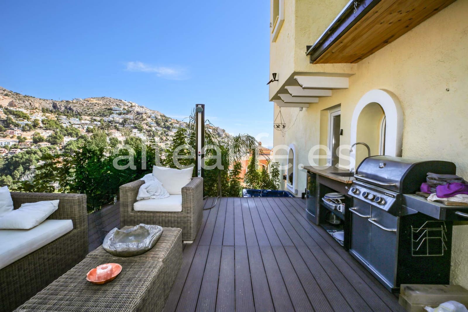 Bungalow de 3 habitaciones en Altea en venta con piscina garaje - 430.000 € (Ref: 9699321)