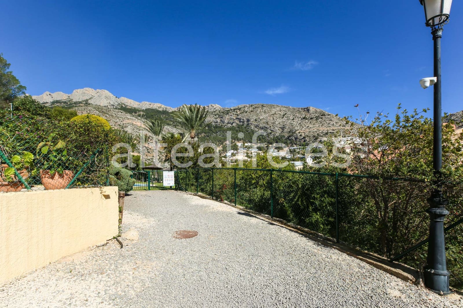Bungalow de 3 habitaciones en Altea en venta con piscina garaje - 430.000 € (Ref: 9699321)