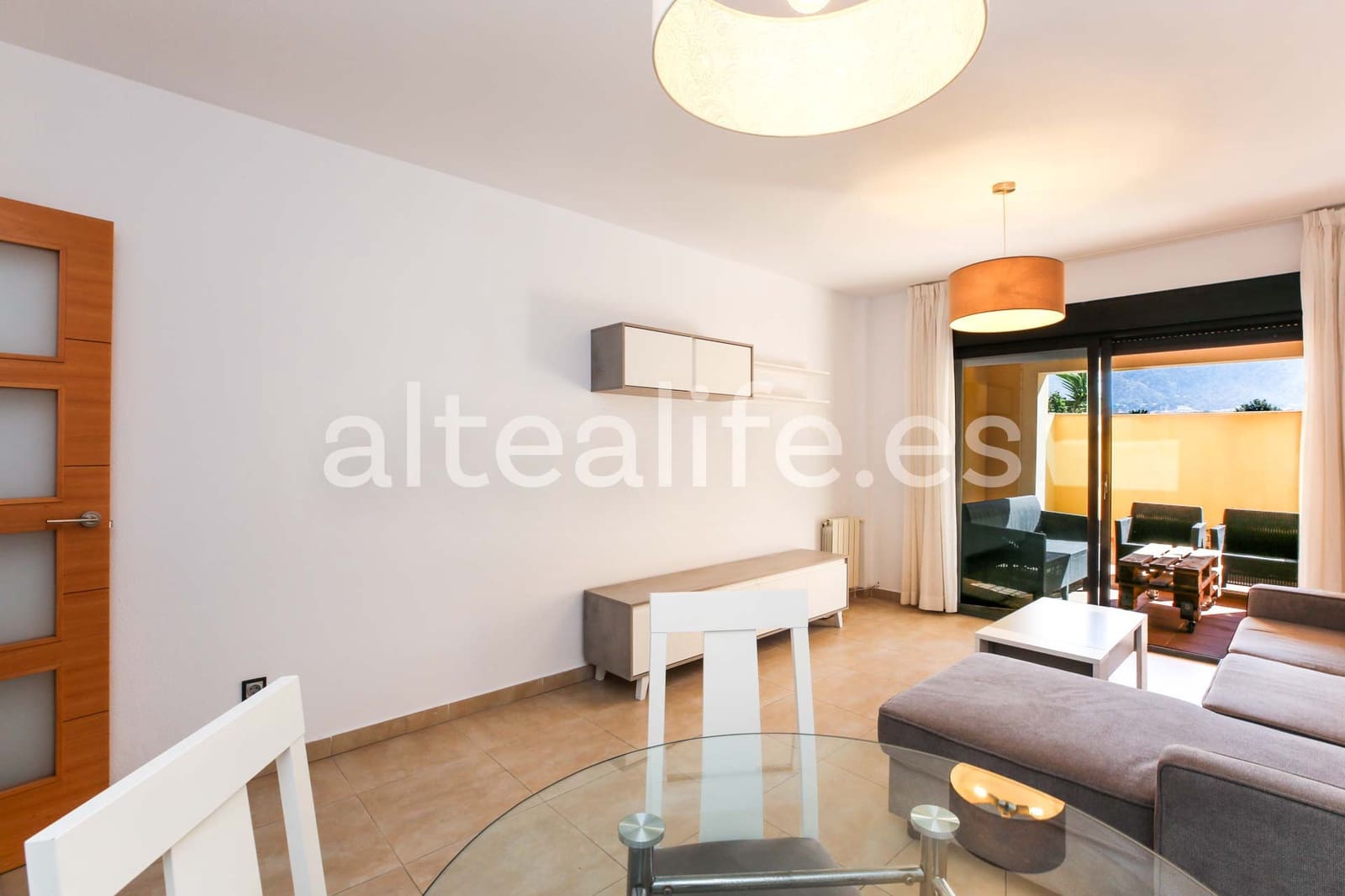 2 bedroom Apartment for rent in Alfaz del Pi / L'Alfas del Pi with pool garage - € 1,400 (Ref: 9707802)