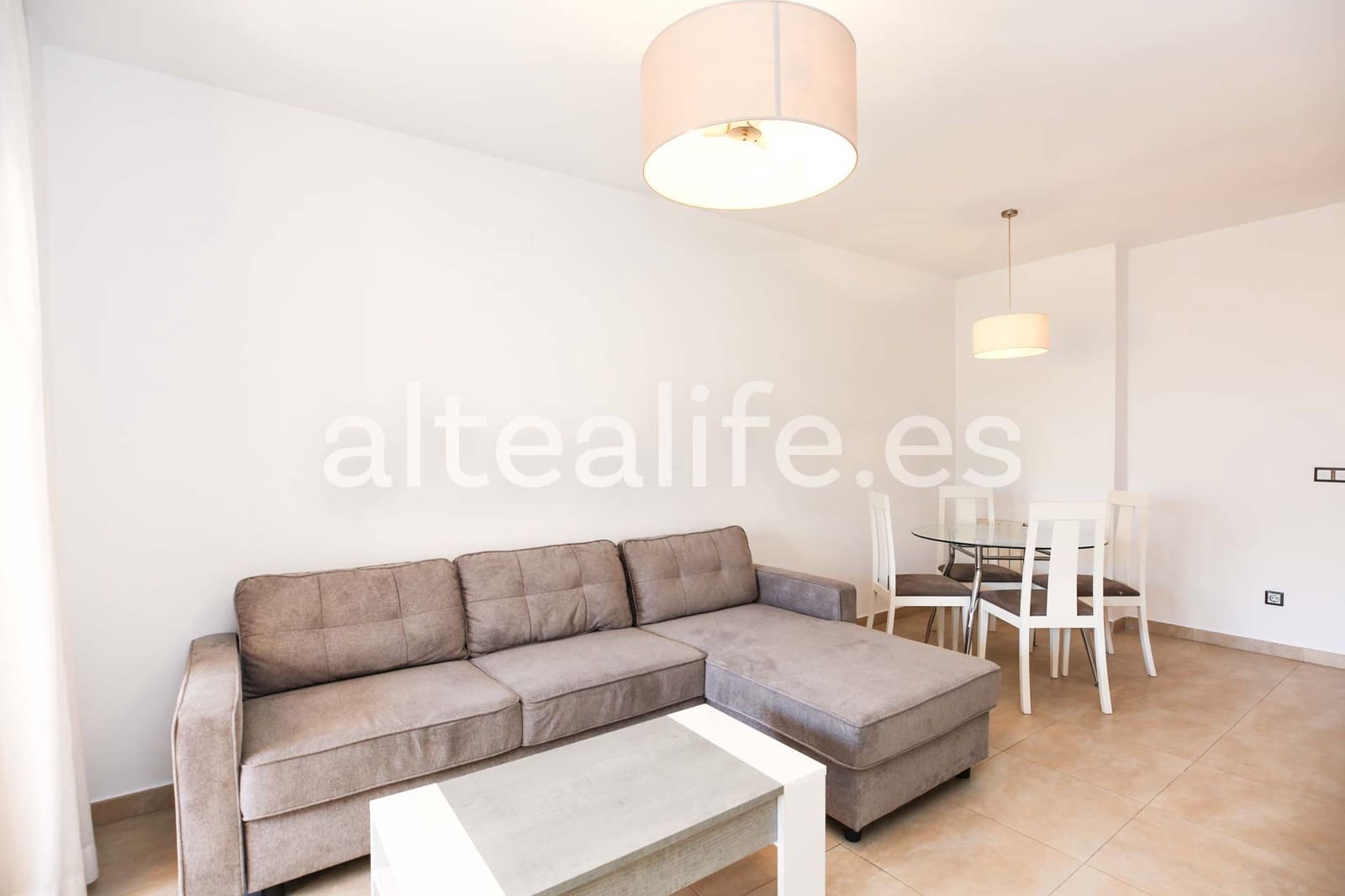 2 bedroom Apartment for rent in Alfaz del Pi / L'Alfas del Pi with pool garage - € 1,400 (Ref: 9707802)