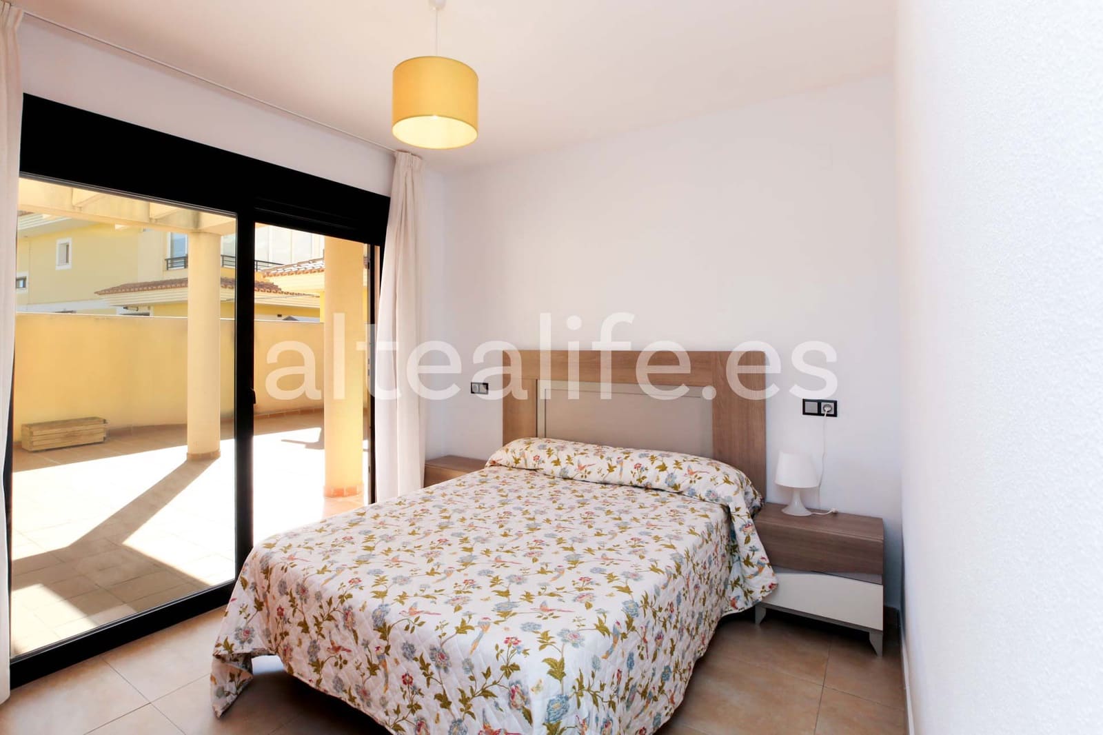 2 bedroom Apartment for rent in Alfaz del Pi / L'Alfas del Pi with pool garage - € 1,400 (Ref: 9707802)