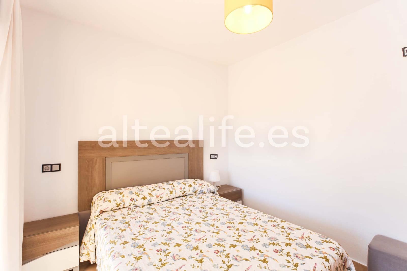 2 bedroom Apartment for rent in Alfaz del Pi / L'Alfas del Pi with pool garage - € 1,400 (Ref: 9707802)