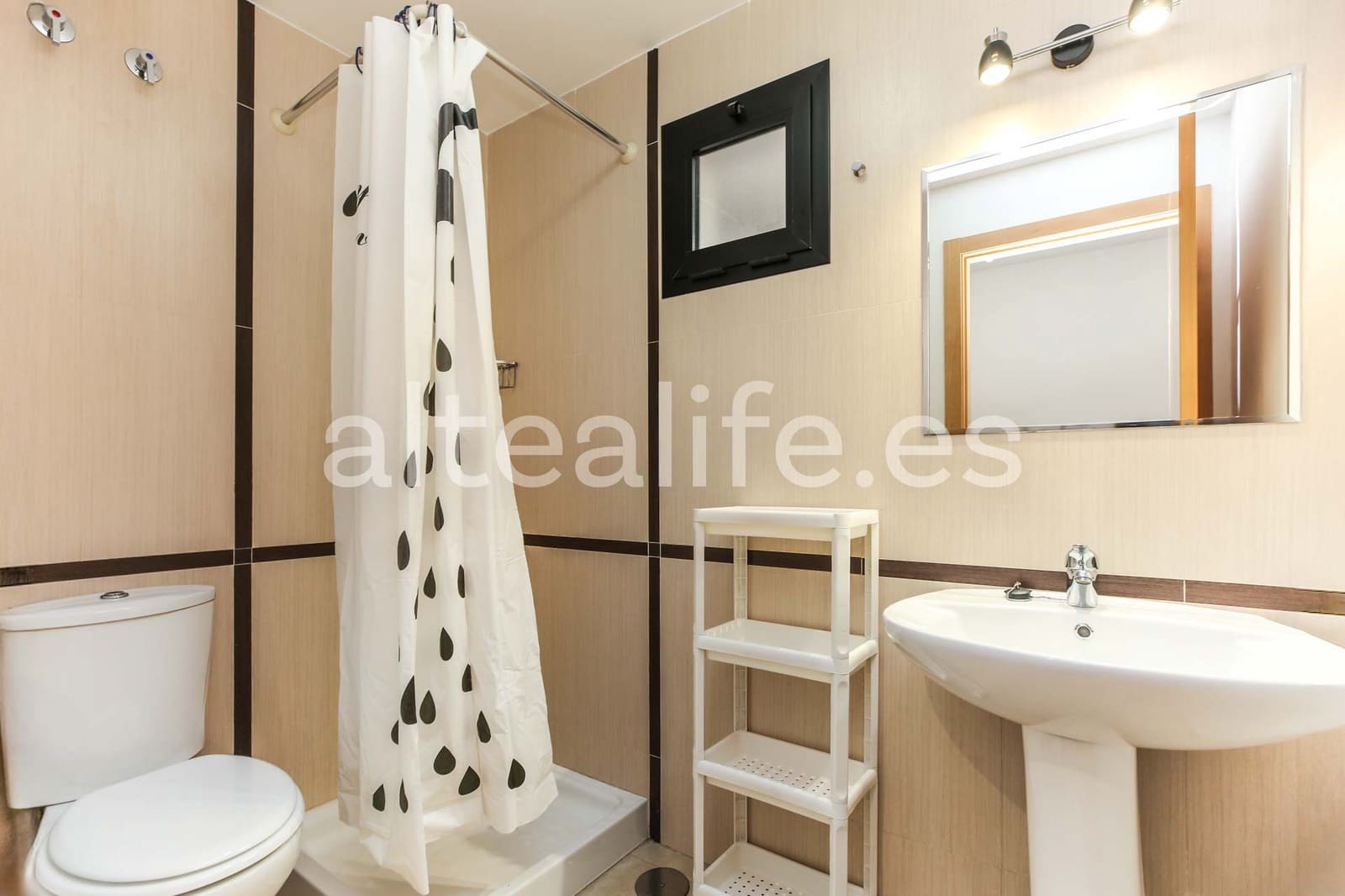 2 bedroom Apartment for rent in Alfaz del Pi / L'Alfas del Pi with pool garage - € 1,400 (Ref: 9707802)