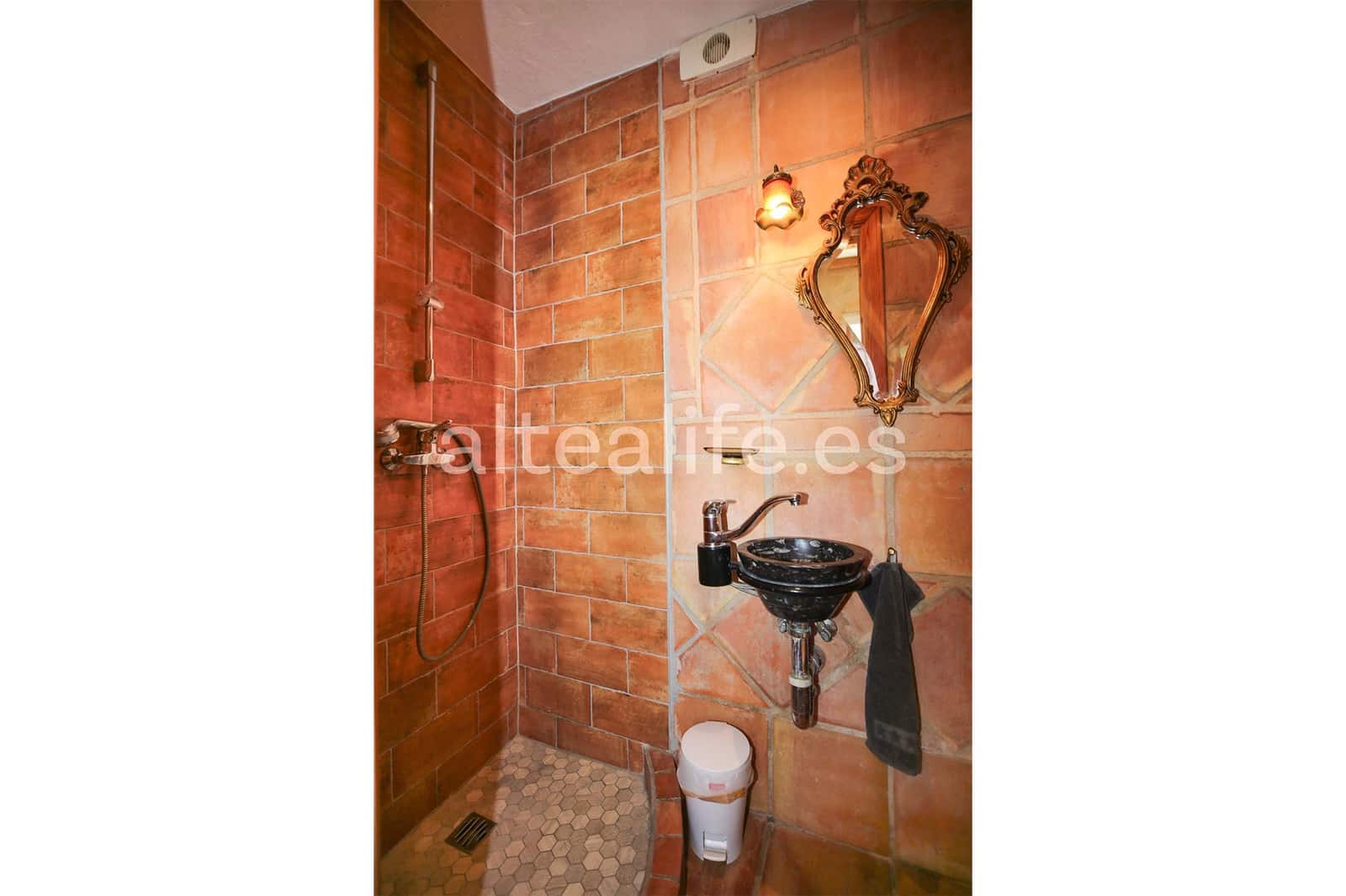 2 Zimmer Villa zu verkaufen in Altea mit Pool Garage - 375.000 € (Ref: 9730625)