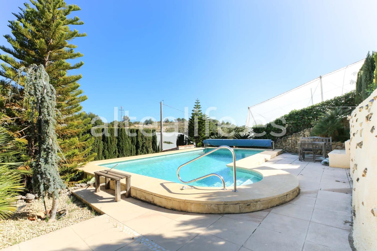 2 Zimmer Villa zu verkaufen in Altea mit Pool Garage - 375.000 € (Ref: 9730625)