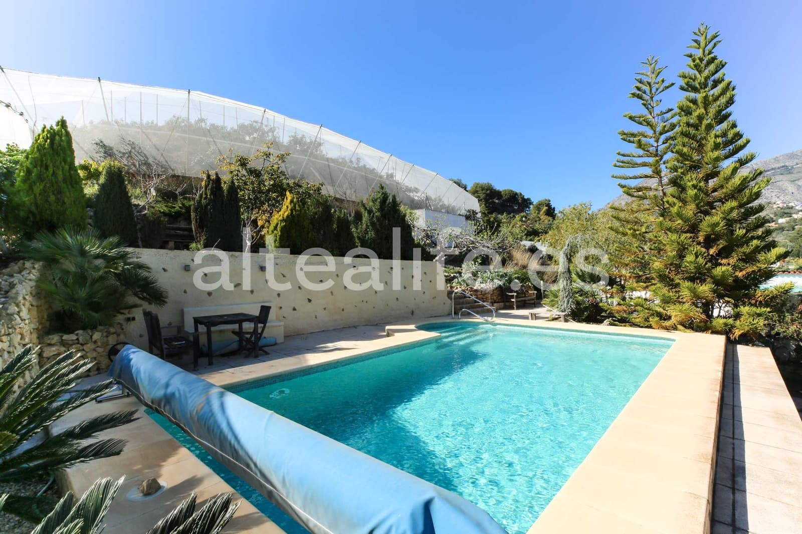 2 Zimmer Villa zu verkaufen in Altea mit Pool Garage - 375.000 € (Ref: 9730625)