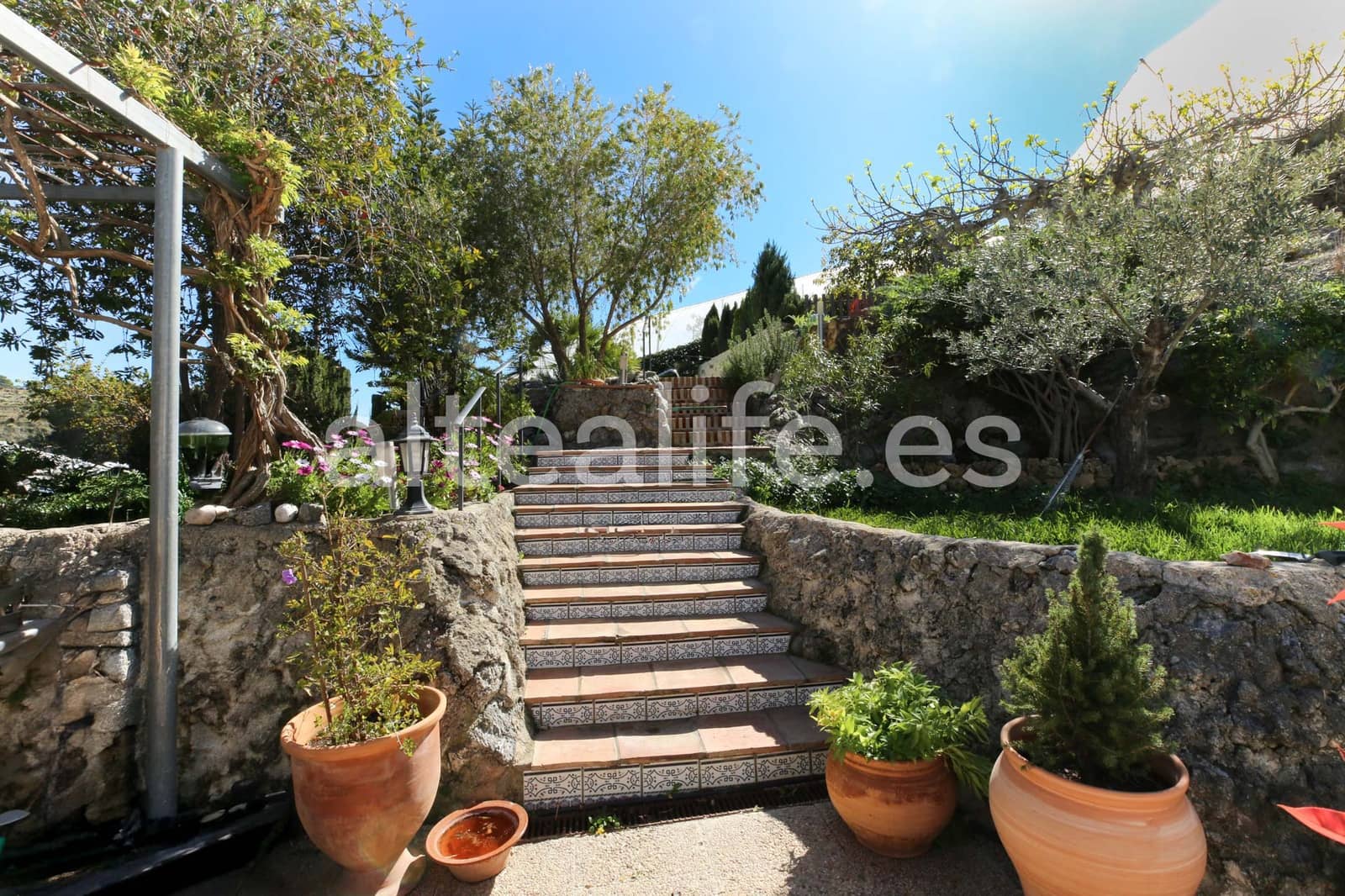 2 Zimmer Villa zu verkaufen in Altea mit Pool Garage - 375.000 € (Ref: 9730625)