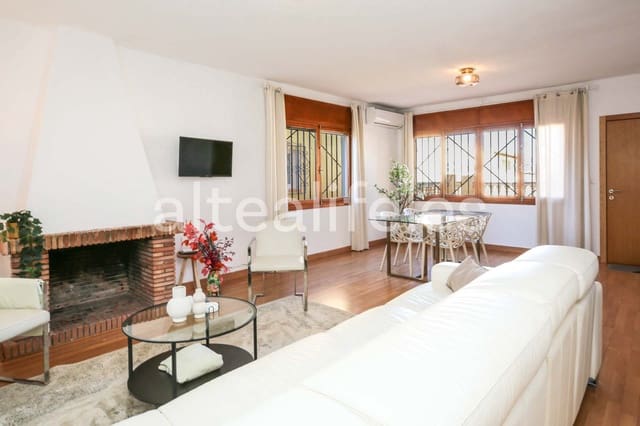 2 soveværelse Lejlighed til salg i Albir, Alfaz del Pi / L'Alfàs del Pi med swimmingpool garage - € 285.000 (Ref: 9733949)