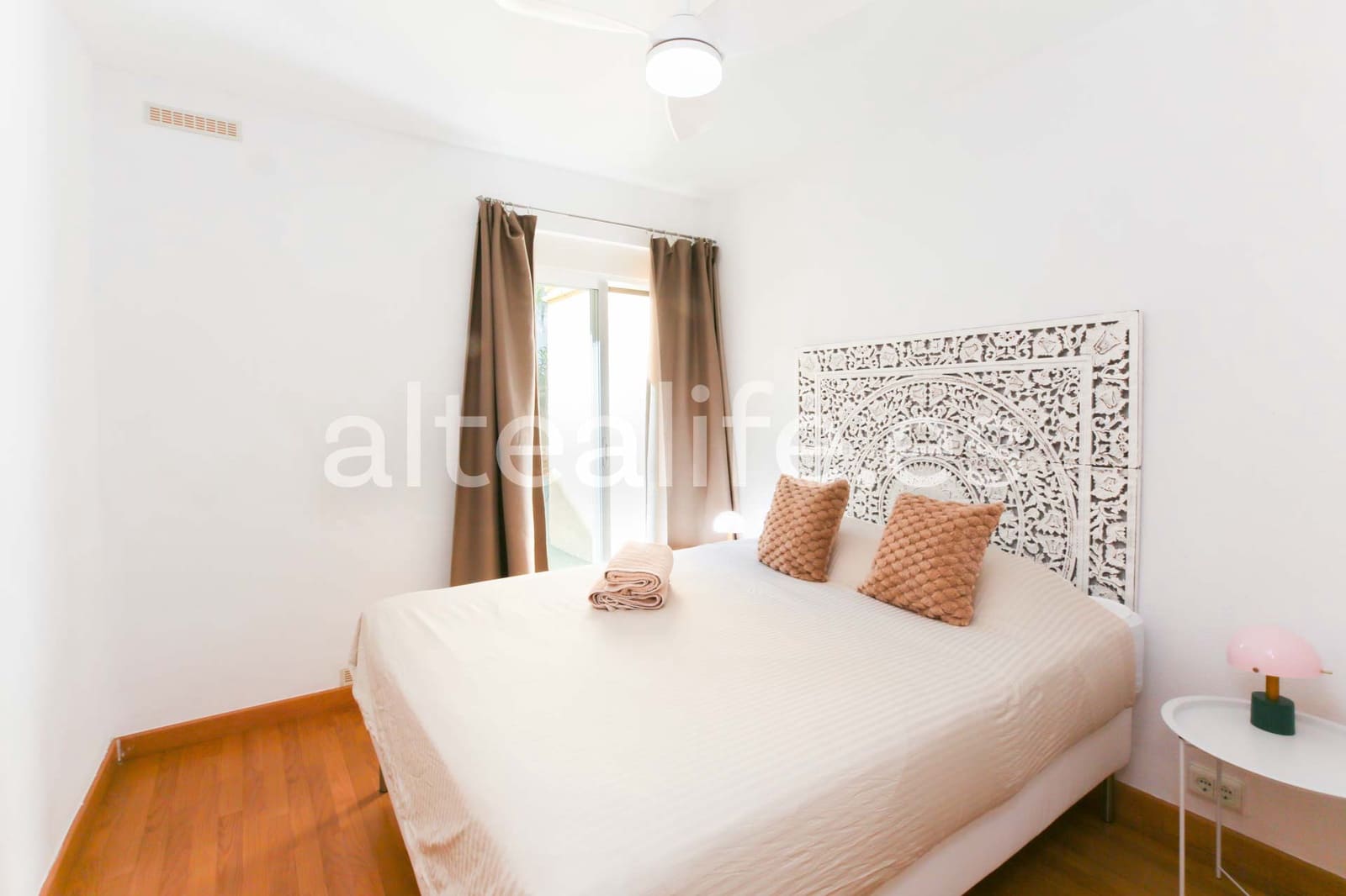 2 soveværelse Lejlighed til salg i Alfaz del Pi / L'Alfas del Pi med swimmingpool garage - € 285.000 (Ref: 9733949)