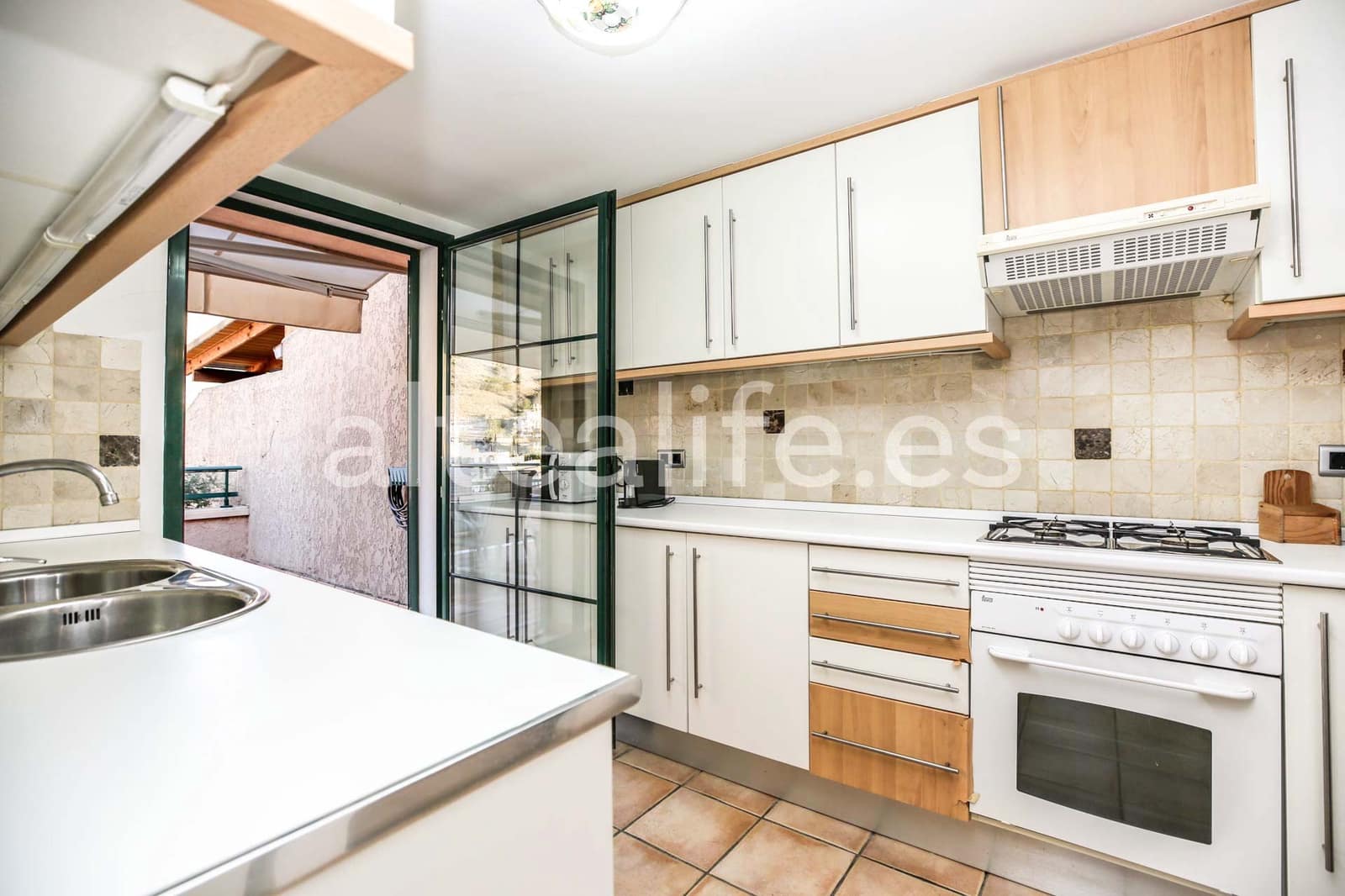 1 bedroom Apartment for rent in Altea with pool garage - € 1,150 (Ref: 9737299)